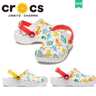 รองเท้า crocs เด็ก  crocs CLASSIC POKEMON CLOG รองเท้าหัวโตเด็ก โลโก้โปเกม่อนคลาสสิก สําหรับเด็ก#207739