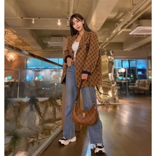 🤩กระเป๋าสะพายไหล่ใบใหญ่NEW MLB Dia MONOGRAM PU Embo L-Hobo Bag