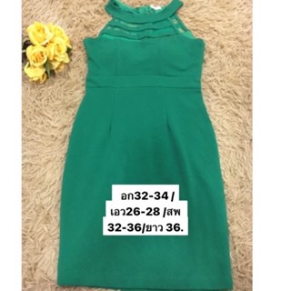 💚💚เขียวเหนี่ยวทรัพย์💚Green dressใหม่ๆงานป้ายแบรนด์ 🔥dresคอเว้าSize S สีเขียวสดใสมาก แขนเว้า  พร้อมดันทรง.ลุคเรียบหรู