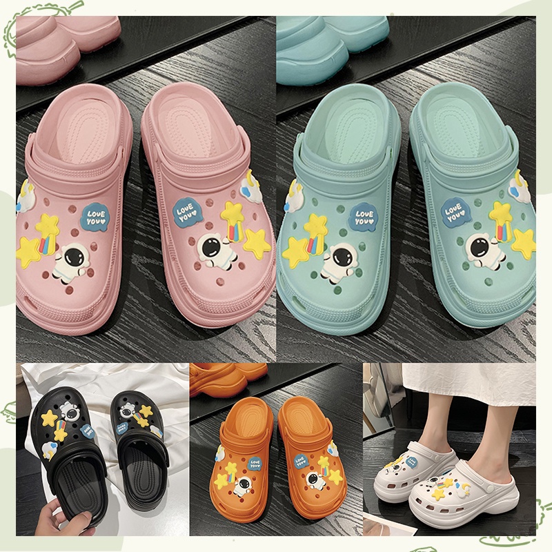 LGShoes ใหม่ร้อนแรง รองเท้าแตะแฟชั่นหัวโต พื้นหนา มีตัวการ์ตูนอวกาศติดไปให้ พร้อมส่ง