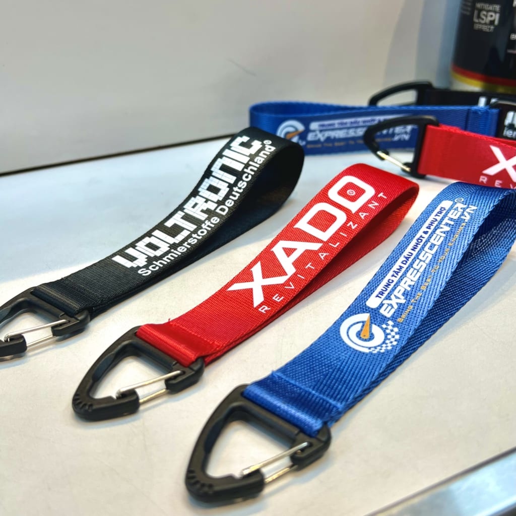 Voltronic, Xado & Wolver พวงกุญแจ Rexoil (สินค้าสุ่ม)