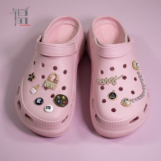 Croc Jibz ชุดแฟชั่น กระดุม จี้รูปรองเท้า DIY