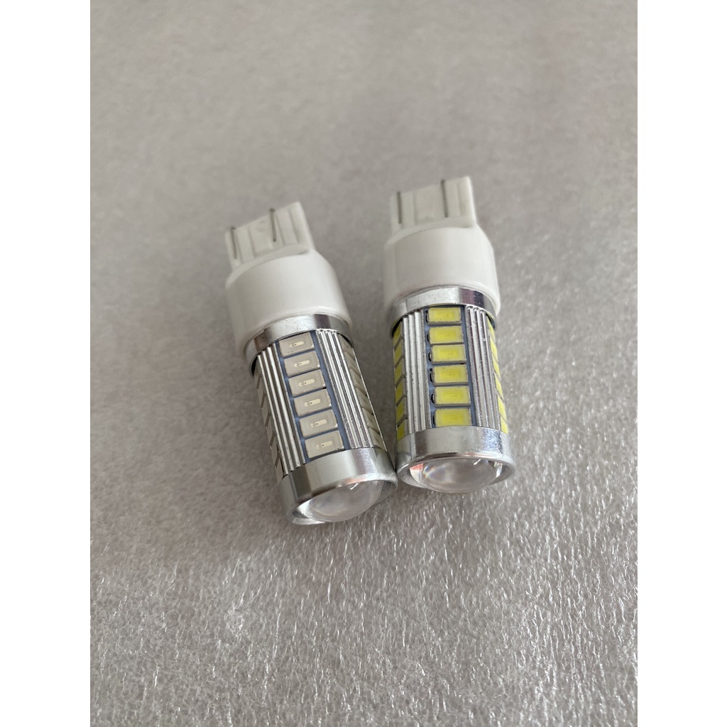 PAIR (2 ชิ้น) ไฟเบรค T20 2 ขา 33 ไฟ Led SILENT