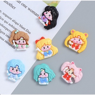 เซเลอร์มูน(Sailor Moon)เรซิ่นการ์ตูน DIYติดเคสมือถือ/กระจก/กิ๊ฟ/อื่นๆ