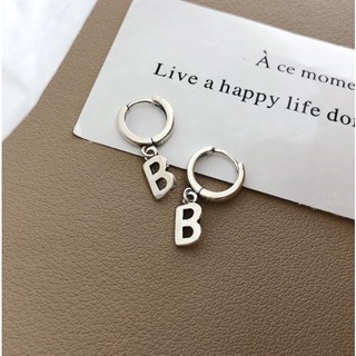 288-goodgift_station-B hoop s925 silver earrings ต่างหูห่วงกลมแบบล็อค ห้อยตัวอักษรบี น่ารักๆ ใส่ติดหูไว้ได้เลย