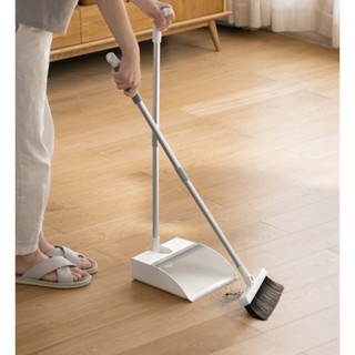 Omocha - (NEW) Broom with dustpan ไม้กวาด ไม้กวาดพร้อมที่ตักผง พับวางตั้งได้