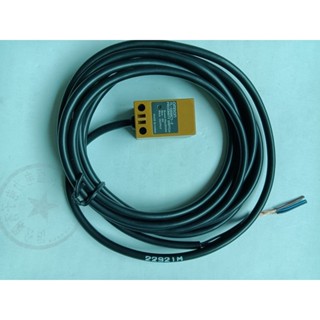 Proximity Sensor OMRONรุ่น TL-Q5MC1-Z. ส่งของทุกวัน