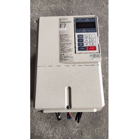 inverter 💥 Yaskawa 💥F7.  model : CIMR-F7A4011    11 KW.  400V. 15HPมือสอง