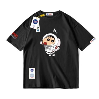 เสื้อยืดแขนสั้นลําลอง คอกลม ผ้าฝ้าย พิมพ์ลายการ์ตูนนักบินอวกาศ NASA ทรงหลวม แฟชั่นฤดูร้อน สําหรับผู้ชายยืด.สบาย.รัก_36