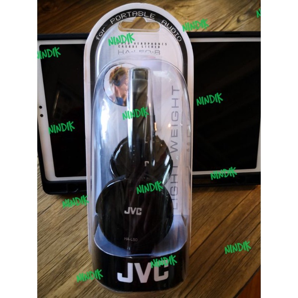 หูฟัง JVC (แบบมีสายเสียบ)​ สีดำ HA-L50-B สินค้าของแท้ ใช้เชื่อมต่อกับโทรศัพท์มือถือ