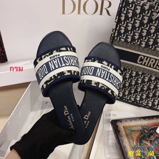 รองเท้าแตะแฟชั่น😍Dior☺️