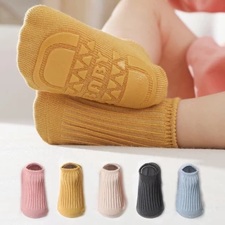 ถุงเท้าเด็กกันลื่น 8 สีพื้น ข้อสั้น ไซส์เด็ก 0-5 ขวบ