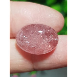 พลอย สตอเบอรี่ ควอตซ์ Strawberry Quartz 16.80 กะรัต (Cts.) พลอยแท้ อัญมณีมงคลประจําวันเกิด เครื่องประดับพลอย