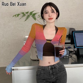 RUO BEI XUAN เสื้อถักสตรีหัวเข็มขัดโลหะสายรุ้งบล็อกสีแขนยาวเสื้อคาร์ดิแกนถัก