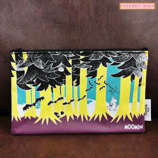 กระเป๋า Moomin Flat Pouch ลาย Yellow Tree ขนาด 13.2 x 21.2 ซม.