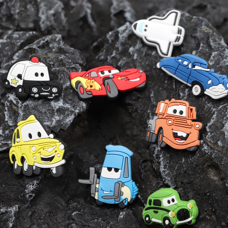 การ์ตูนเรือ รถ Jibbits Croc Pin เครื่องบิน รองเท้า Charms Lightning McQueen Jibitz Charm รถแข่ง Jibi