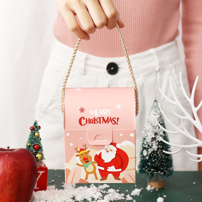 กระเป๋ามินิหูเชือกหิ้ว ลาย X'MAS ขนาด 10x9x12.5 ซม. (แพ็คละ 10 ใบ)