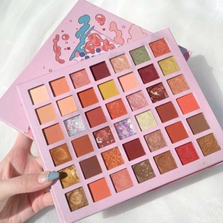 Muge Leen Eyeshadow  สีสวย เม็ดสีแน่นๆ ติดทนนาน พร้อมกลิสเตอร์ น่ารักๆจ้า มาแต่งหน้ากันแบบสวยใส