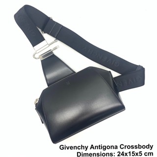 **สอบถามstockก่อนกดสั่ง Givenchy belt bag antigona สีดำ คาดอก กระเป๋า จีวองชี ของแท้ กระเป๋า แบรนด์เนม unisex