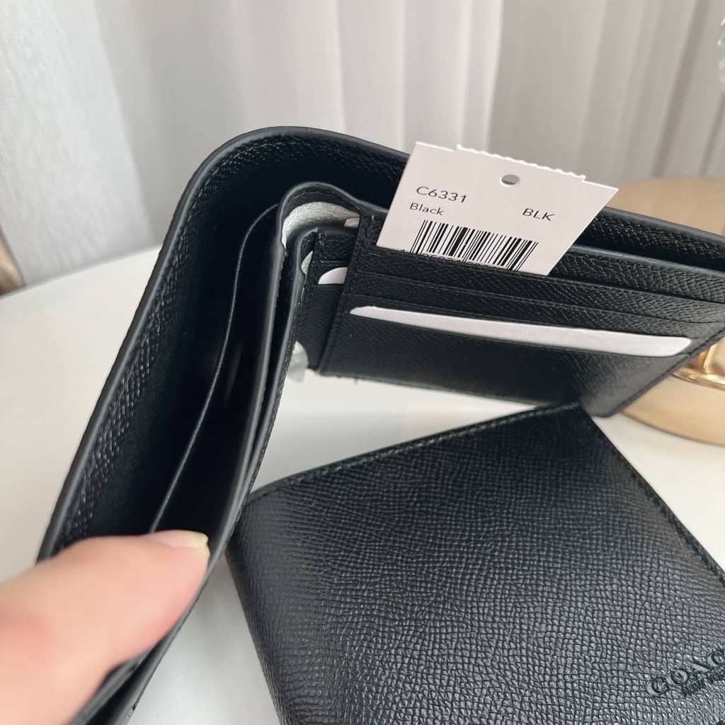 🎀 (สด-ผ่อน) C6331 กระเป๋าสตางค์ใบสั้น สีดำมีไส้ COMPACT ID WALLET IN SPORT CALF LEATHER