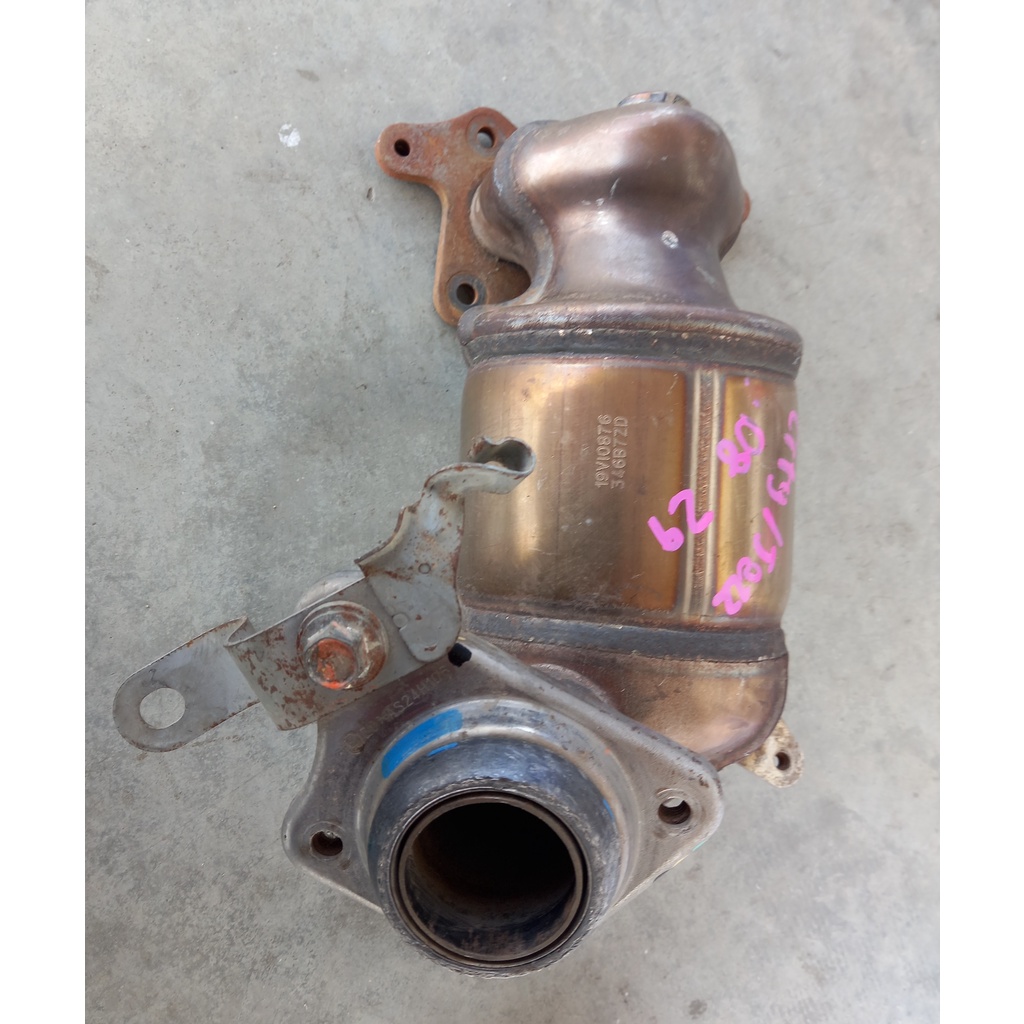 ท่อแคทตาไลติก Catalytic ตัวบน ติดเครื่อง Honda Jazz Gen 2 GE / Honda City 2008-2012 ของแท้ ตามสภาพ