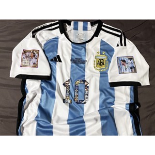 เสื้อฟุตบอล อาร์เจนติน่า+อาร์ม+สกรีน MESSI#10  ARGENTINA ปี 2022/23 เกรด AAA *พร้อมส่ง*