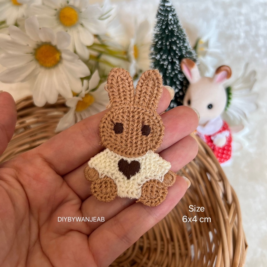 DIY งานไหมพรมปักลาย ตกแต่งเสื้อผ้า กางเกง กระเป๋า ไม่มีกาว ใช้ปืนกาวติด วัสดุตกแต่งเสื้อผ้า ใช้แผ่นกาวรีดติด เย็บติด - รูปที่ 2