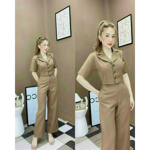 ชุดผู้หญิงลักษณะ ชุด ชุด ชุดผู้หญิงน่ารักพร้อมกางเกงขาตรงและเสื้อครอปผู้หญิงสไตล์สุดสวย