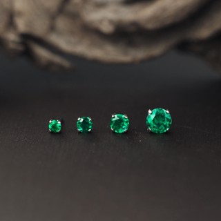 PiercingRoomByJay  Green Emerald CZ/Titanium Flat back  เกรดการแพทย์