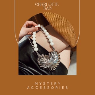 B353: Charlotte Bag | Mystery Accessories กระเป๋าออกงาน กระเป๋าหัวใจ กระเป๋ามุก