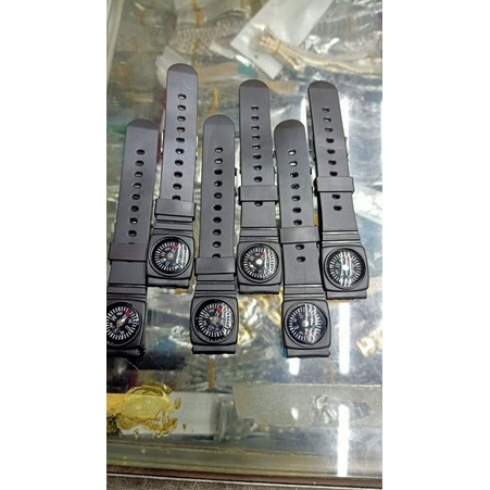 สายนาฬิกาเข็มทิศยางสากล (20mm)