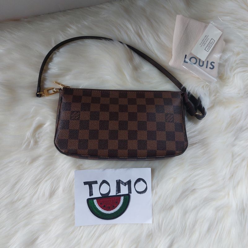 LV pochette NM dami DC14