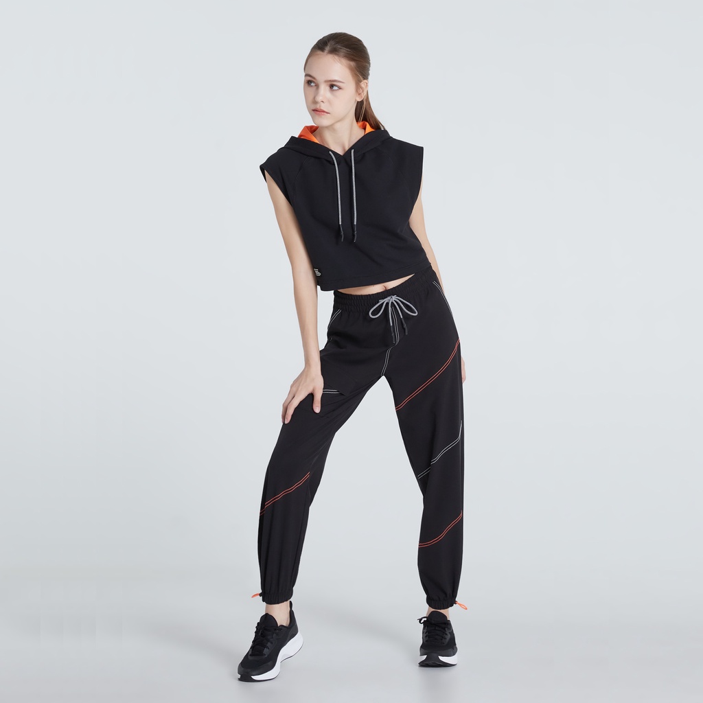 UNBOUND PIT LANE I CROPPED HOODIE เสื้อครอปมีฮู้ดผู้หญิง — صورة 6