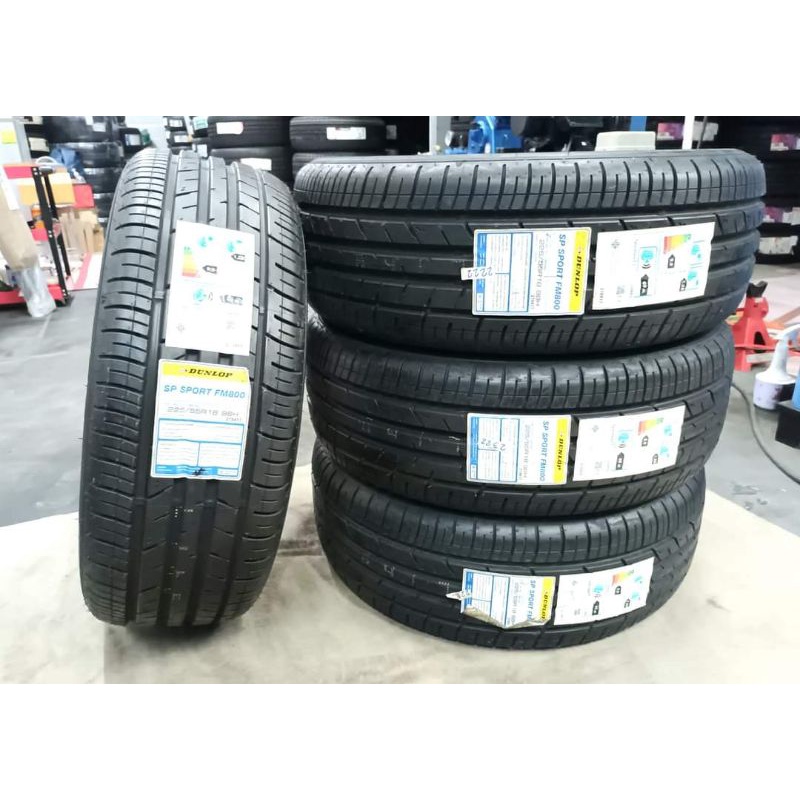 ยางใหม่ 225/55R18 Dunlop SP Sport FM800  ผลิตปี 2022 ประกันบวม 2 ปี จุ๊บลม 4 ตัว จัดส่งฟรีมีปลายทาง