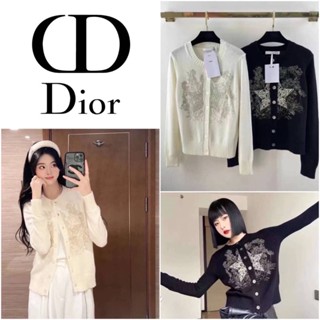 เสื้อคลุมไหมพรมคาดิแกน Christian Dior งานปักลาย