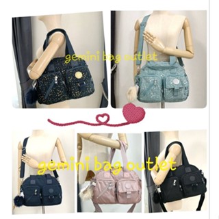 *ส่งฟรี ems. ของแท้ พร้อมส่งค่ะ* 13 นิ้ว ▪ Kipling Defea Womens satchel bag