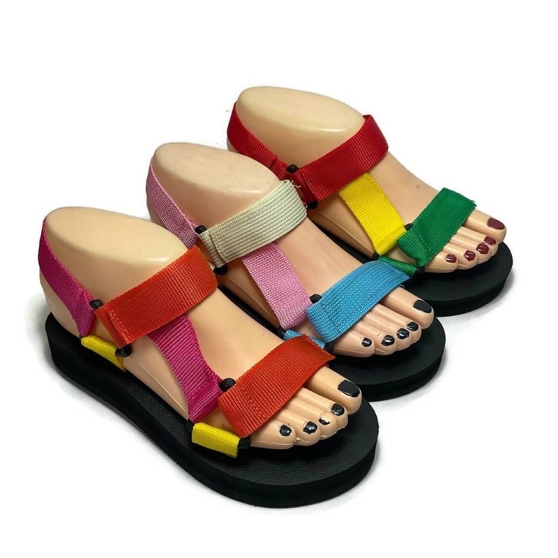Flat Sandals 109 บาท รองเท้ารัดส้น สุดฮิต แฟชั่นใหม่มาแรง Women Shoes