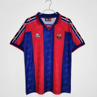 เสื้อกีฬาแขนสั้น ลายทีมบาร์เซโลน่า 1995-1997 ชุดเหย้า สไตล์เรโทร