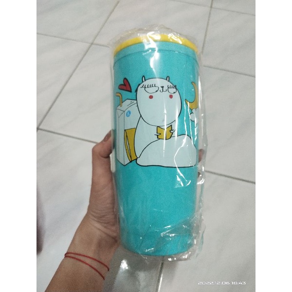 แก้วน้ำพลาสติก มีฝาปิด ลาย Jay the Rabbit X Ducth Mill