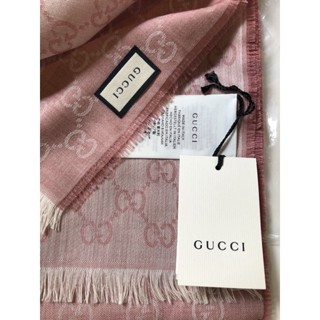 ผ้าพันคอ Gucci ของแท้จากช็อป