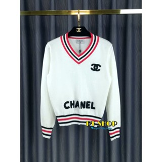 🔥 New collection  Chanel  Sweater Chanel  ไหมพรม คอวี แบรนด์ chanel ปักlogo อักษรนูน3มิติขนฟูนุ่มสวย งานPremium