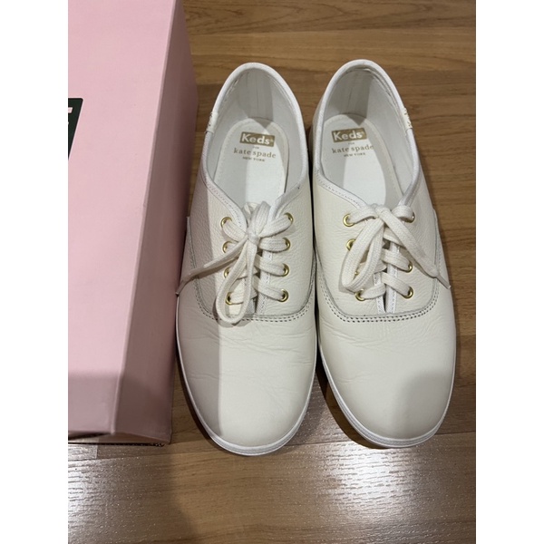[มือสอง] Keds for Kate Spade รองเท้าผ้าใบสีขาวหนังเทียม SIZE 39.5 (25.5cm)