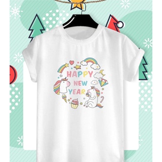 🎅 เสื้อยืดลายปีใหม่ Happy New Year &amp; Merry Christmas 2022 ลายน่ารักๆ ผ้า TK ใส่สบาย สีสันสดใส ไม่ยืดไม่ย้วย