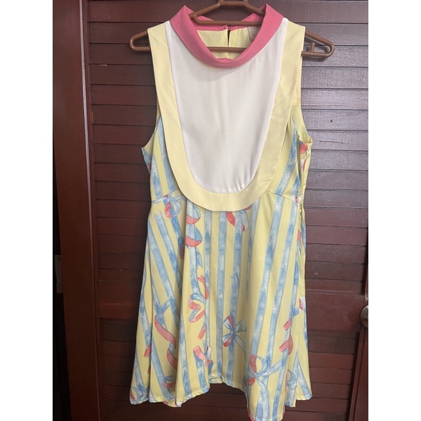 Lyn around size S worn 3-4times