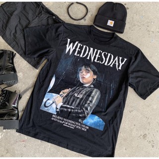 Wednesday กางร่ม เสื้อสตรีท