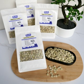 ถั่วลันเตาอบแห้งสำหรับสัตว์ฟันแทะ - Dried Pea Flakes by Merryn (300G)