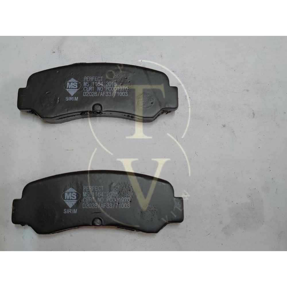 TOYOTA COROLLA AE86 , LEVIN TRUENO AE86 ผ้าเบรคด้านหลัง D2028