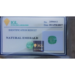 พลอย มรกต Natural Emerald 祖母绿 โคลัมเบีย 2.942 กะรัต (Cts.克拉)พร้อมใบCertified