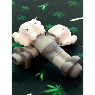 #พร้อมส่งในไทย Silicone Kaws pipe By Bongpartyshop