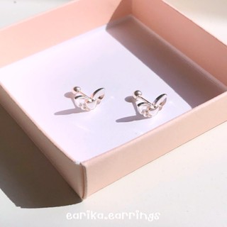 earika.earrings - crisis moon piercing จิวหูหัวใจติดปีกเงินแท้ (ราคาต่อชิ้น) เหมาะสำหรับคนแพ้ง่าย